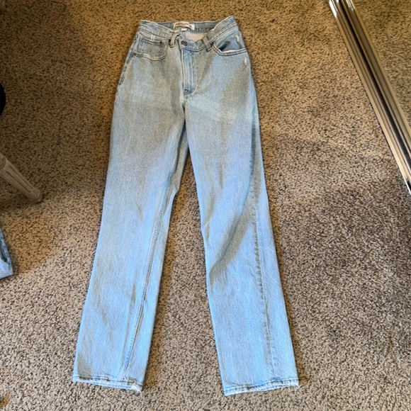 Abercrombie & Fitch Denim - Abercrombie and Fitch, the 90s Street ultra high-rise